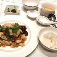 筑紫樓 銀座店 - 週替わり(柔らか紋甲いかの辛子炒め)前菜、スープ、搾菜、ご飯、デザート(杏仁)付き　1500(1650円)