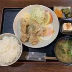 たべものや跳扉 - 料理写真:唐揚げカルボナーラ定食