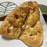 DONQ - きんぴらのフーガス 〜ごま油仕立て〜 ¥238