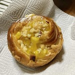 DONQ - 熟成焼き芋のクランブル ¥260