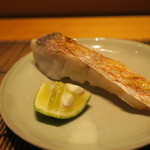 細小魚 - 