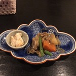 居酒屋　こいさん - お通し(肉じゃが)
