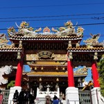 Junkaikaku - 台風一過の青空と関帝廟