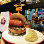 ICON - リンゴバーガー¥1800,自家製ベーコントッピング¥250