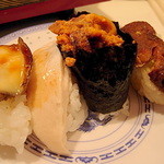 かねとも寿し - 別皿２（煮あわび、たちかま、煮うに、あなご）