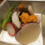 一心鮨 光洋 - イイダコと季節の野菜の炊き合わせ