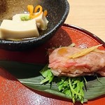 和みの創作肉料理 輝 - 胡麻豆腐と肉巻き