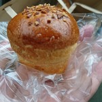 バックシュトゥーベ ツオップ - クリーム入りあんぱん