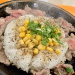 いきなりステーキ - お肉たっぷりビーフペッパーライス990円