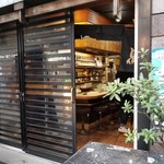 やきとん千登利 - 店内様子。