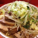 ラーメン二郎 - 小豚ニンニク800円　201202