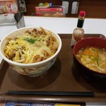 すき家 - チーズ牛丼