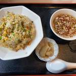 CHINESE-KITCHEN TAKE - チャーシューと卵のチャーハン