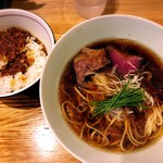 地球の中華そば - 【5周年限定】信州フランス鴨そば(黒) 味噌茶碗カレー