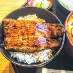 第二鳥つね - うな丼！うなぎ超美味い！ご飯も粒が立ち良い炊き具合！これ一杯だけでも充分なくらい！