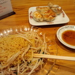 利来 - 温州ラーメンと餃子セット（1000円）