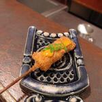 モンゴウイカのうにソース串カツ