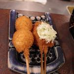 ほくほくのうずらとしいたけ肉詰めの串カツ