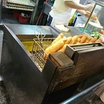 營養三明治 - 役割分担がしっかりしているので行列でも待ち時間は短めでした