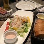 R restaurant & bar - 