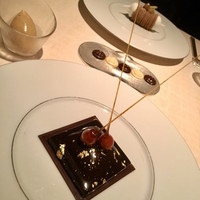 ベージュ アラン・デュカス 東京 - 