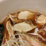 秋刀魚と松茸の濃厚豚骨らぁめん