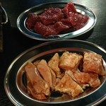 炭火焼肉名門 いのまた - 鶏モモ&熟成牛タン