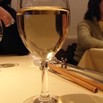 レストランMOMO - グラス白ワイン