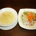 Chan chuu bou - セットのスープとサラダ