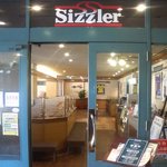 シズラー - "Sizzler"三鷹店店内入口ドアと店内