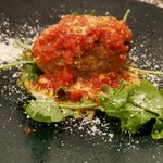 Osteria Tutto Sole - イタリア風チーズハンバーグ　トマトソース