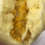 セブンイレブン - 料理写真:つぶつぶコーンポタージュまん