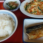 富山上袋食堂 - 塩さば・ほうれんおひたし・野菜炒め・ご飯中