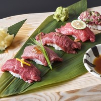 和牛握り五貫盛り合せ