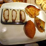 グーテ・ルブレ - 悩んで、トレーに