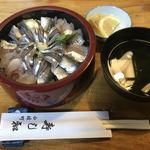Sushi Kazu - さいかい光り丼＝１０００円 税別