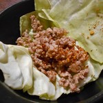 Supaishi Maketto - ひき肉のキャベツ包み（取り分けました）