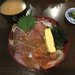 魚ぎょ - 海鮮ごまだれ丼