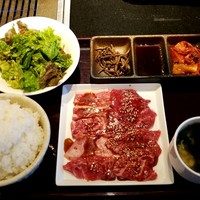 焼肉 たまき家 - 