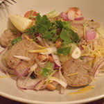 クリヤム - 自家製ソーセージのサラダ