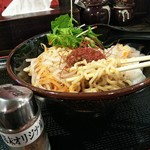 Ramembakumatsu - 麺は中太麺でした