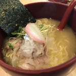 せん吉 - 料理写真:鶏白湯ラーメン 塩（トッピングなし）‥780円