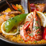 No.1 popular lunch! Mixed Paella <Comes with 3 types of salad/tapas>