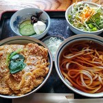古奈金 - カッ丼Lunch。味は良いのに店主の愛好の無さが残念