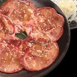 新宿思い出横丁酒場 情熱ホルモン - 