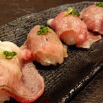 Higo Oodugochisou Kinnosuke - 和牛炙り寿司
