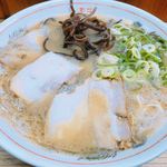 山下中華そば - とんこつラーメン７５０円