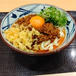 丸亀製麺 - 【2019.10.23(水)】うま辛肉々釜玉うどん(並盛)650円