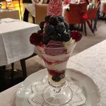 資生堂パーラー - 岐阜県 揖斐郡産 ブルーベリーのパフェ