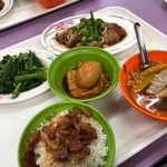 五燈獎 豬腳魯肉飯 - 